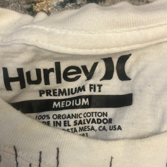 Hurley T-Shirt - Picture 4 of 4